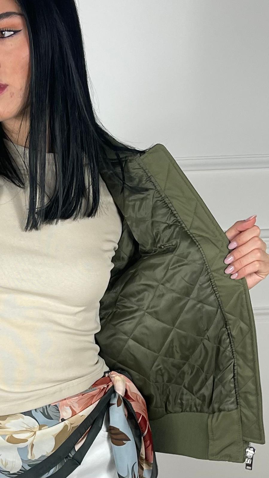 Cazadora bomber militar