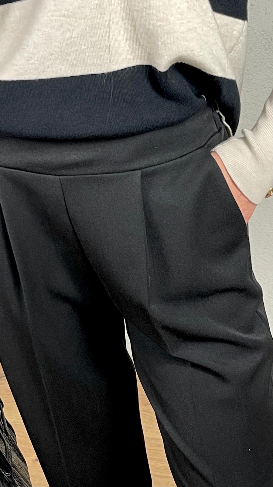 Pantalón cigarette con vuelta