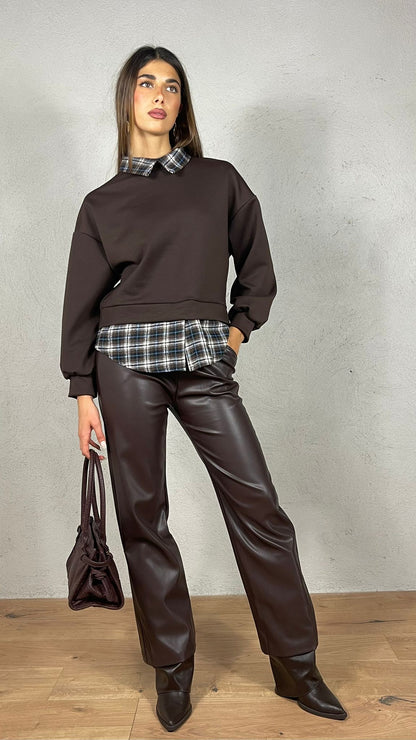 Pantalón efecto piel de pierna ancha