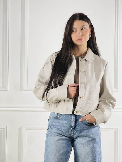 Chaqueta crop efecto piel