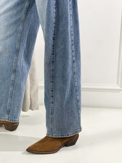 Jeans con costuras laterales