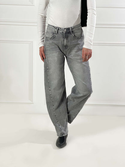 Jeans con costuras laterales