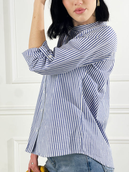Camisa con escote en V