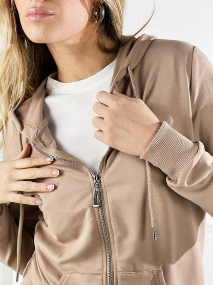 Sudadera básica con capucha y cremallera