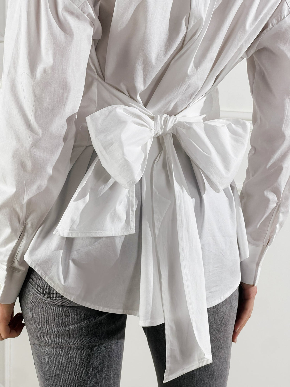 Camisa con fajín