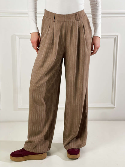 Pantalón de raya diplomática
