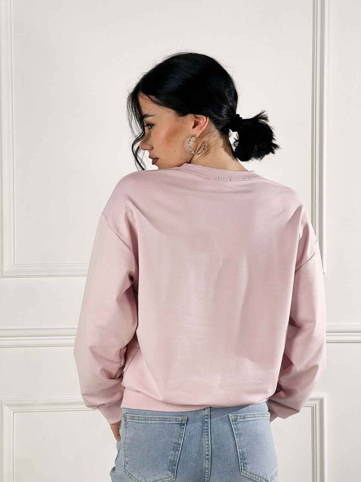 Sudadera básica de cuello redondo