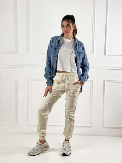 Pantalón de felpa con elástico en el tobillo
