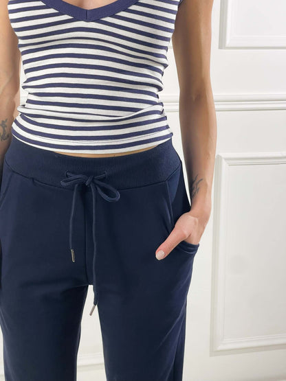 Pantalón de felpa con elástico en el tobillo