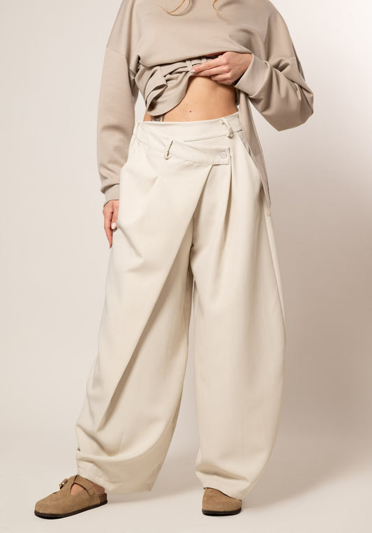 Pantalón cruzado
