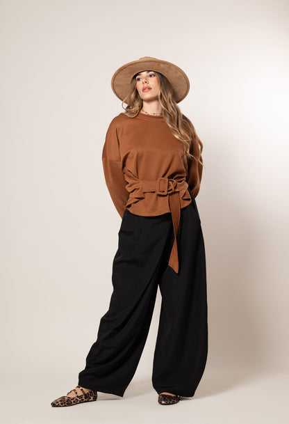 Pantalón cruzado
