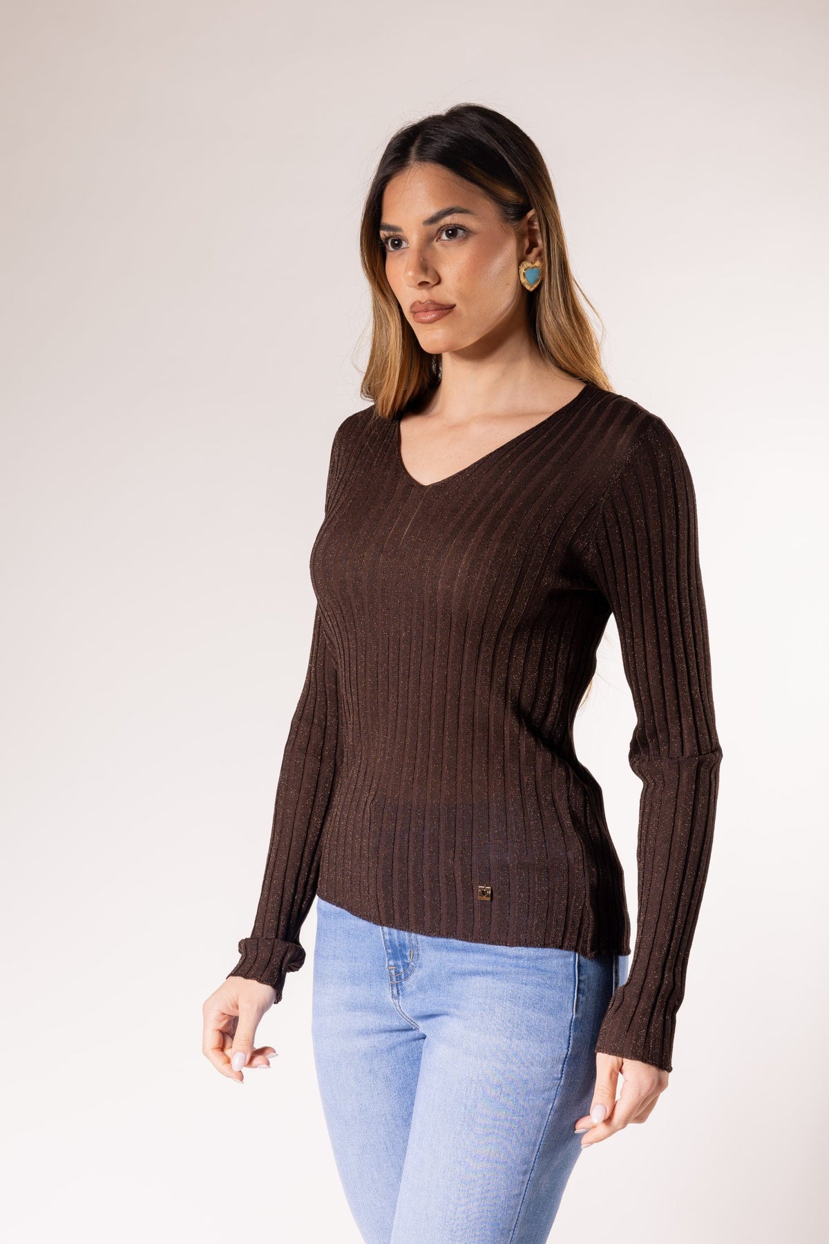 Jersey de canalé con escote en V
