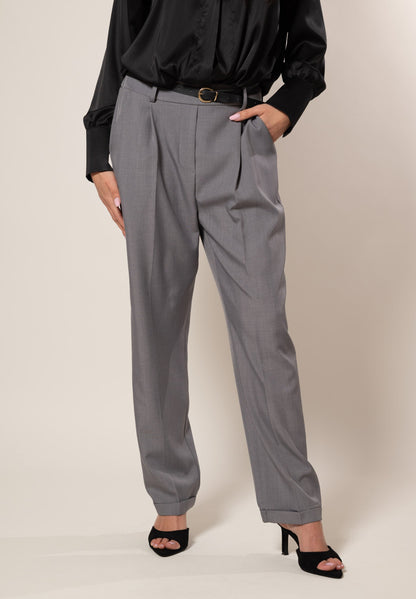 Pantalón con cinturón