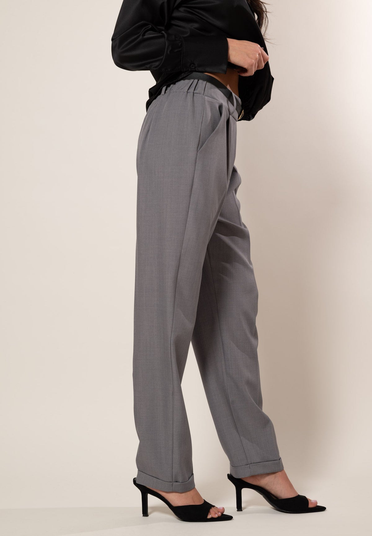 Pantalón con cinturón