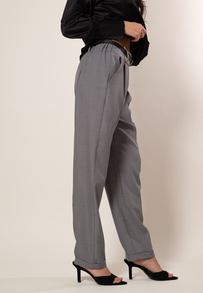 Pantalón con cinturón