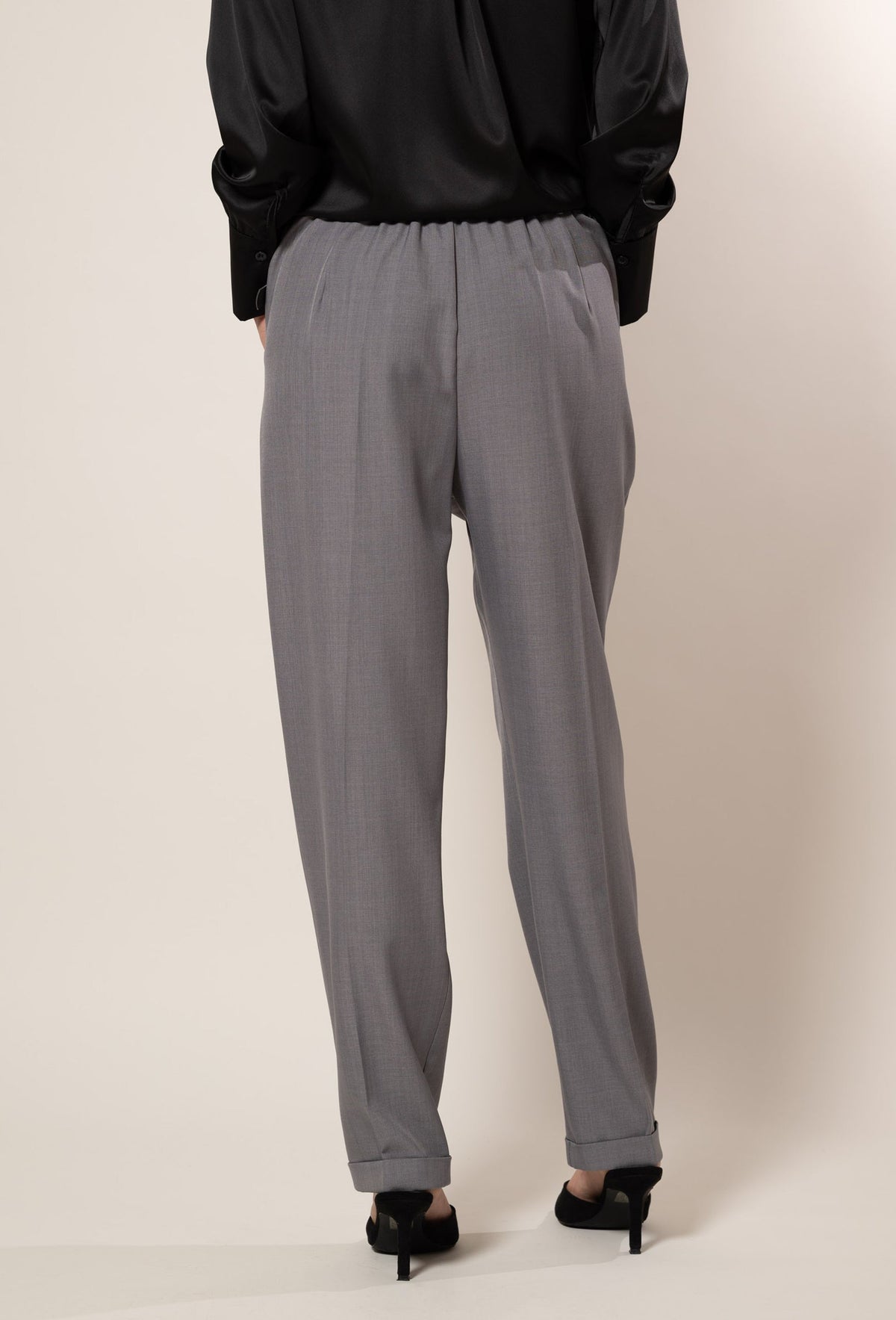 Pantalón con cinturón