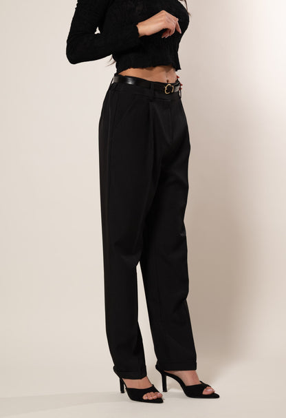 Pantalón con cinturón