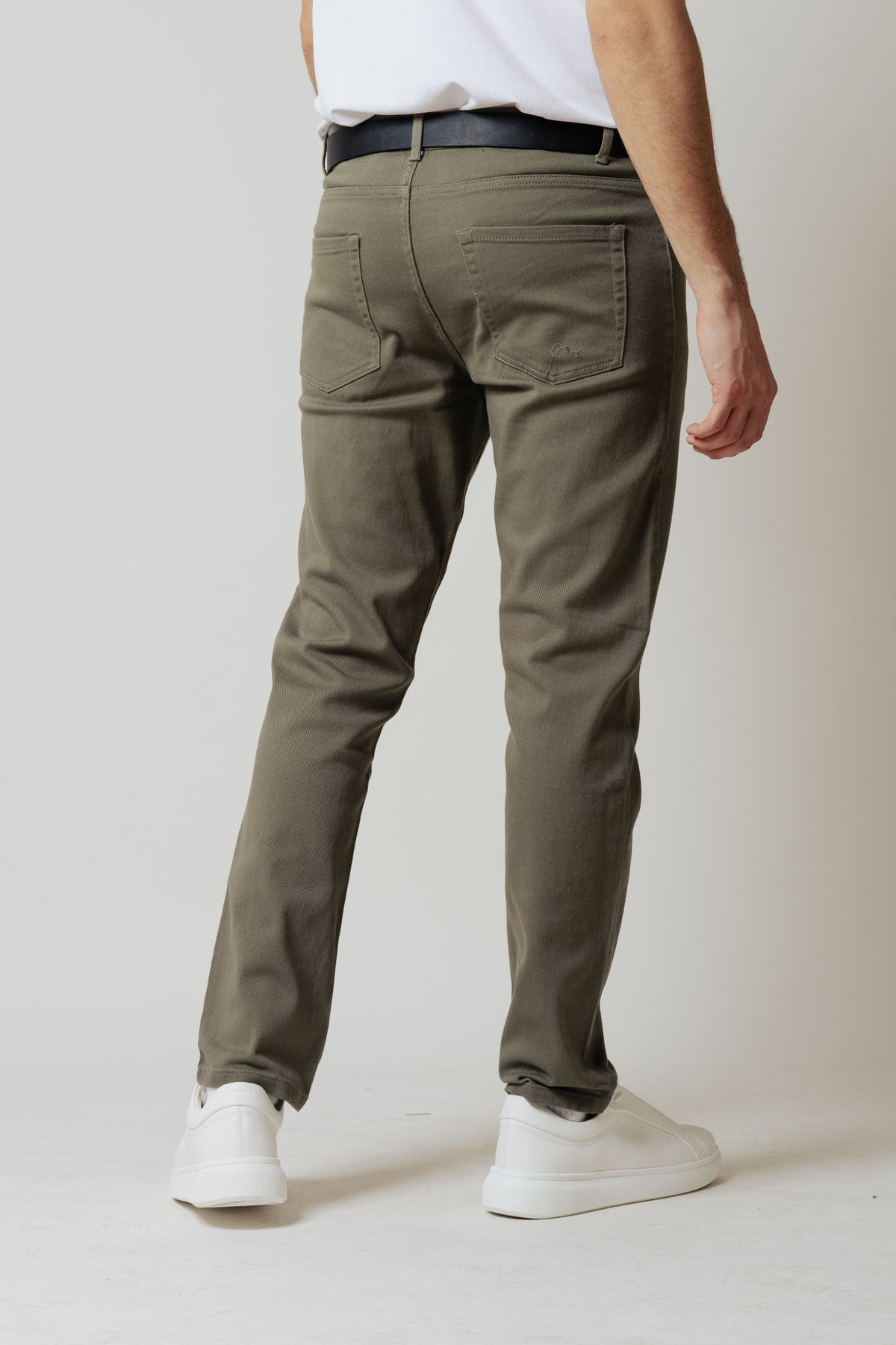 Jeans de color 5 bolsillos