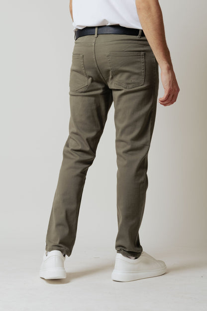 Jeans de color 5 bolsillos