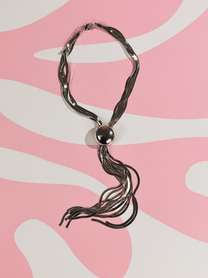 Collar esfera y flecos