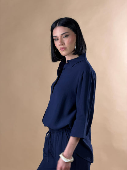 Camisa con botones y mangas tres cuartos