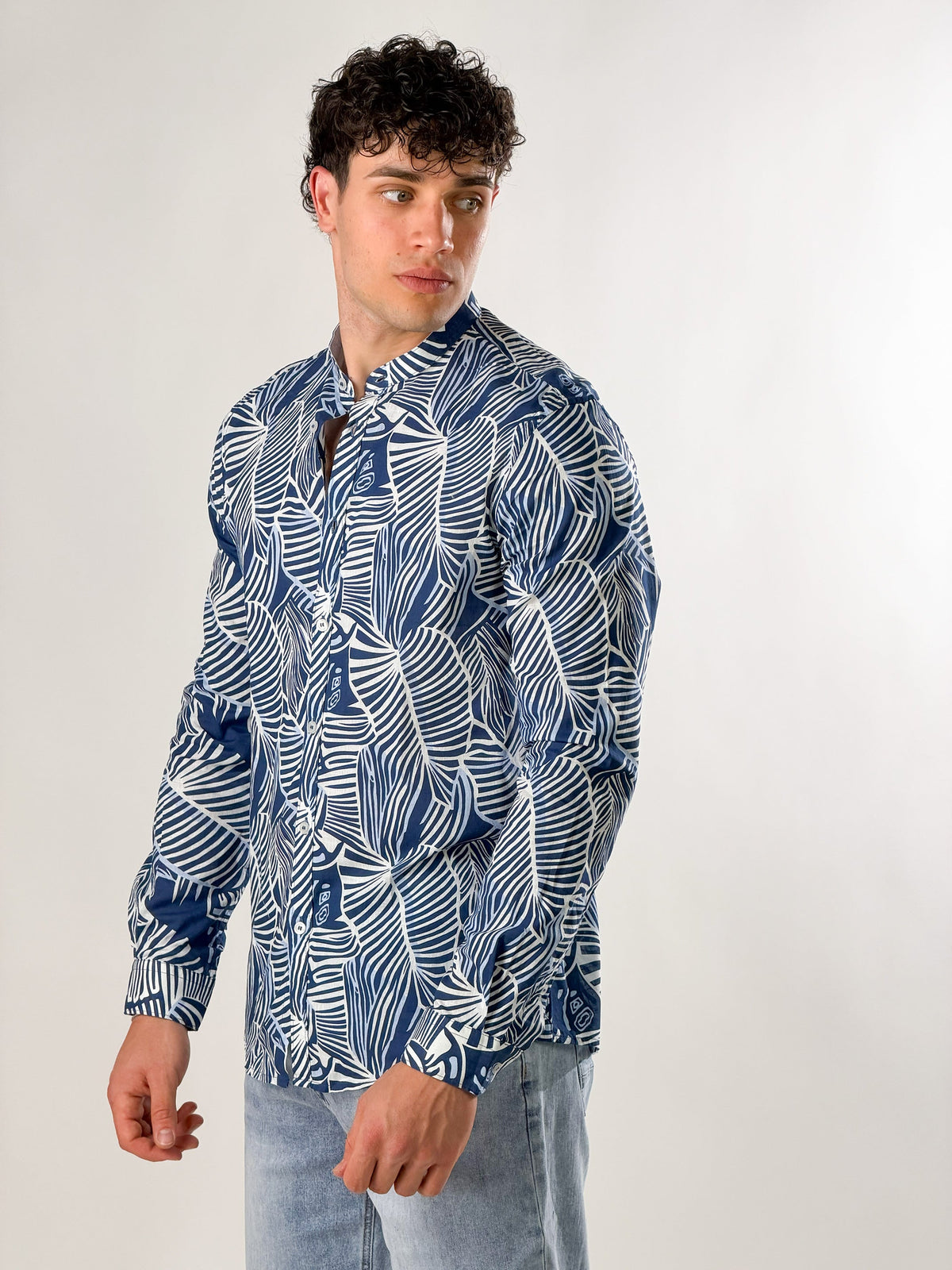 Camisa estampado bordline de hojas