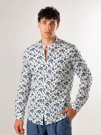Camisa cuello coreano flor azul