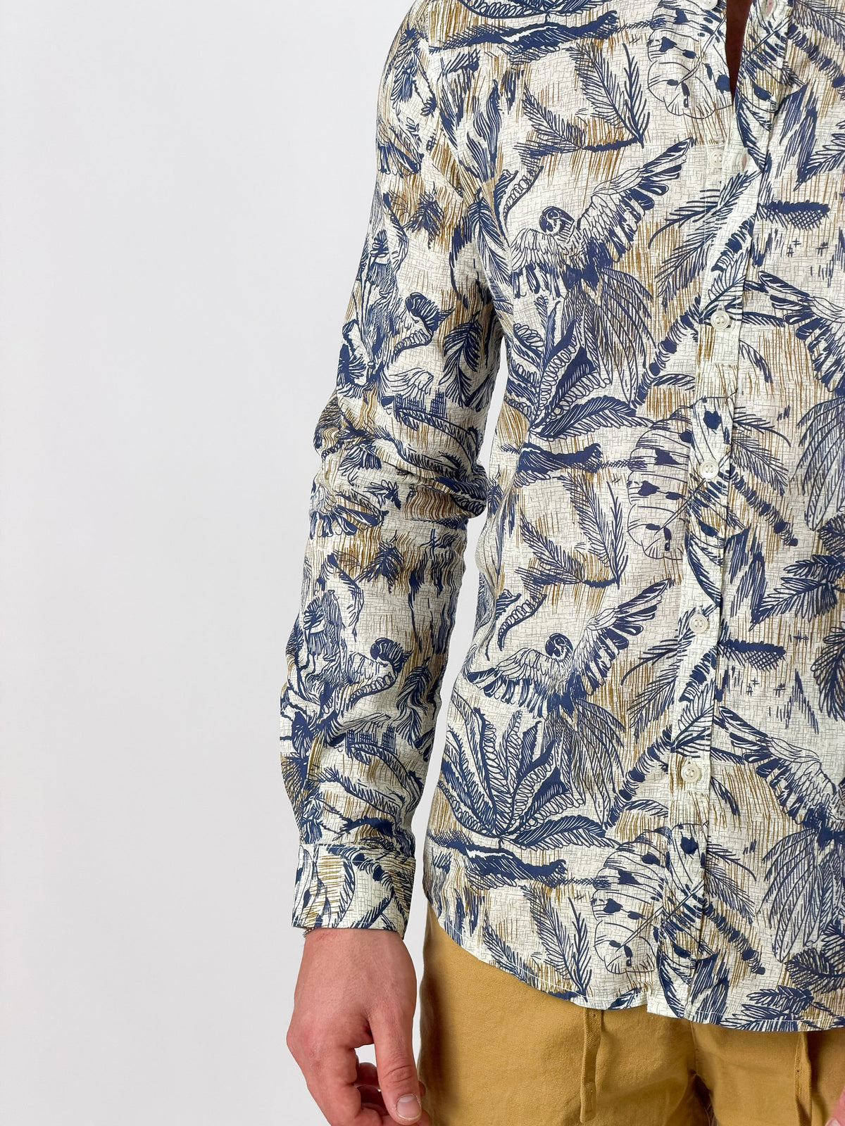 Camisa estampado botánico