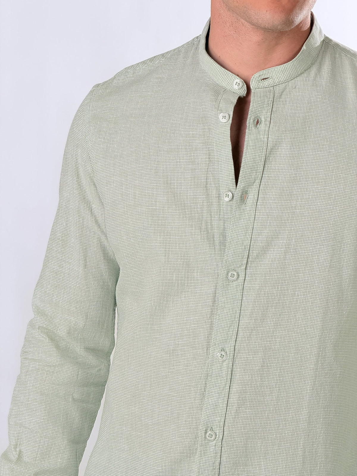 Camisa cuello coreano de micro-cuadros