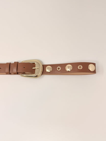 Cinturón Texas con tachuelas abombadas