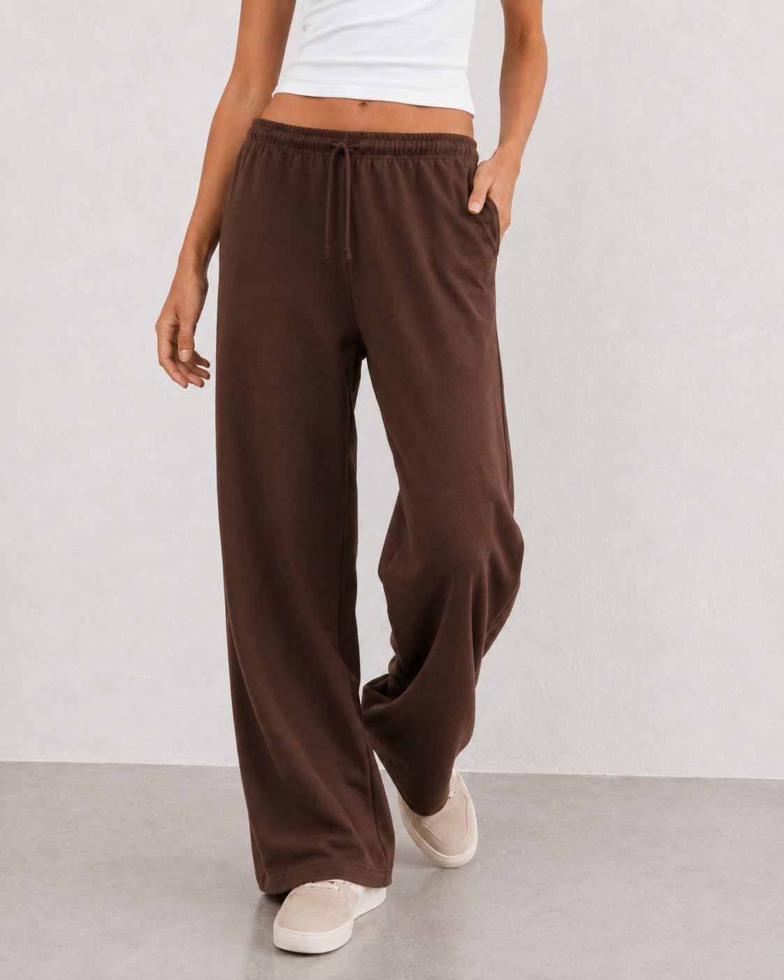 Pantalón jogger de pierna ancha con cordón minimal