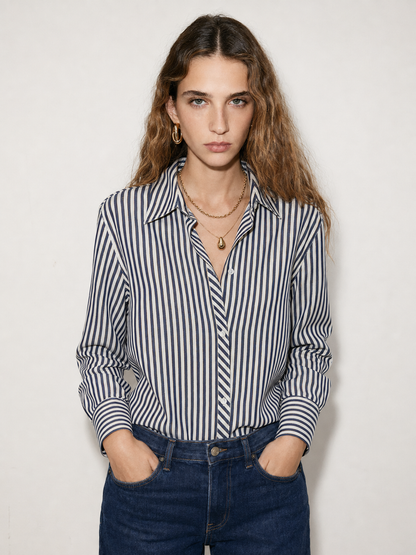Camisa con hilo de lúrex dorado