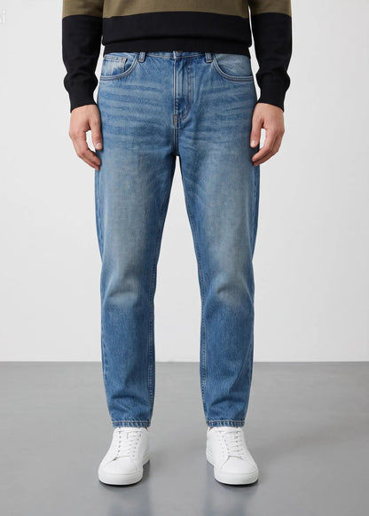 Jeans carrot fit Singapore