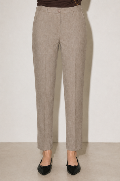 Pantalones cigarette