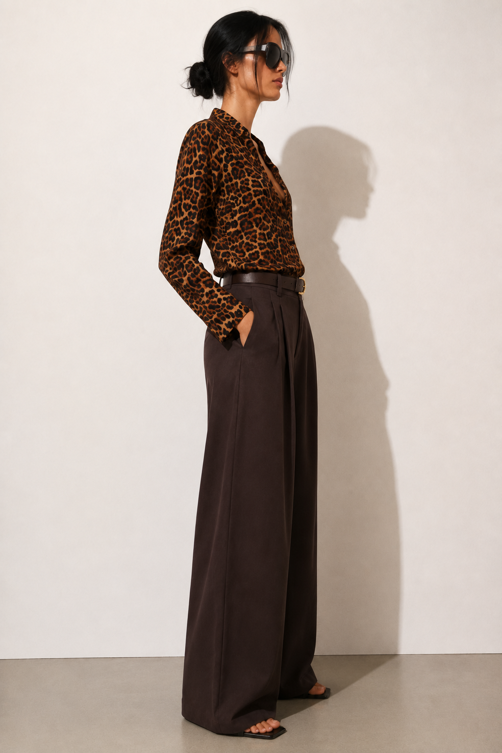 Pantalón de pierna ancha modelo palazzo