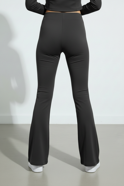 El pantalón acampanado