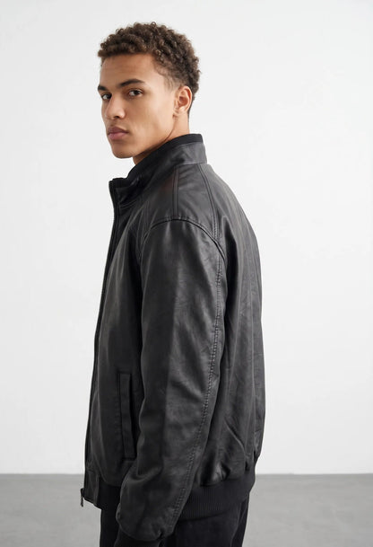 Bomber estructurado efecto piel