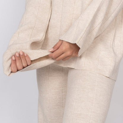 Conjunto de Punto Canalé con Escote en V