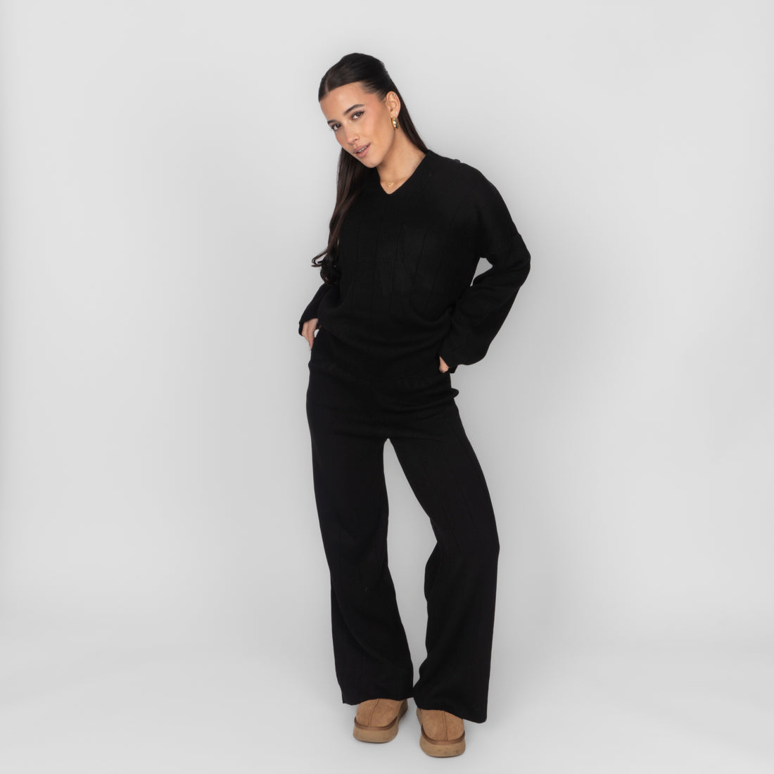 Conjunto de Punto Canalé con Escote en V
