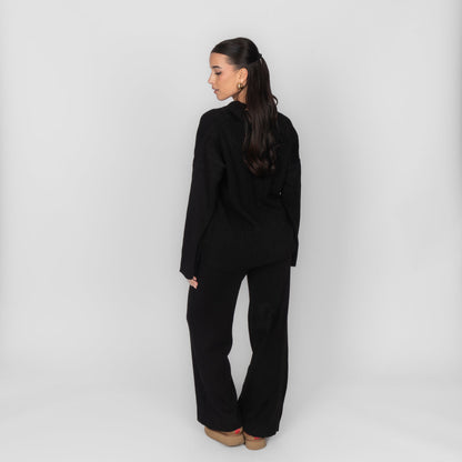 Conjunto de Punto Canalé con Escote en V
