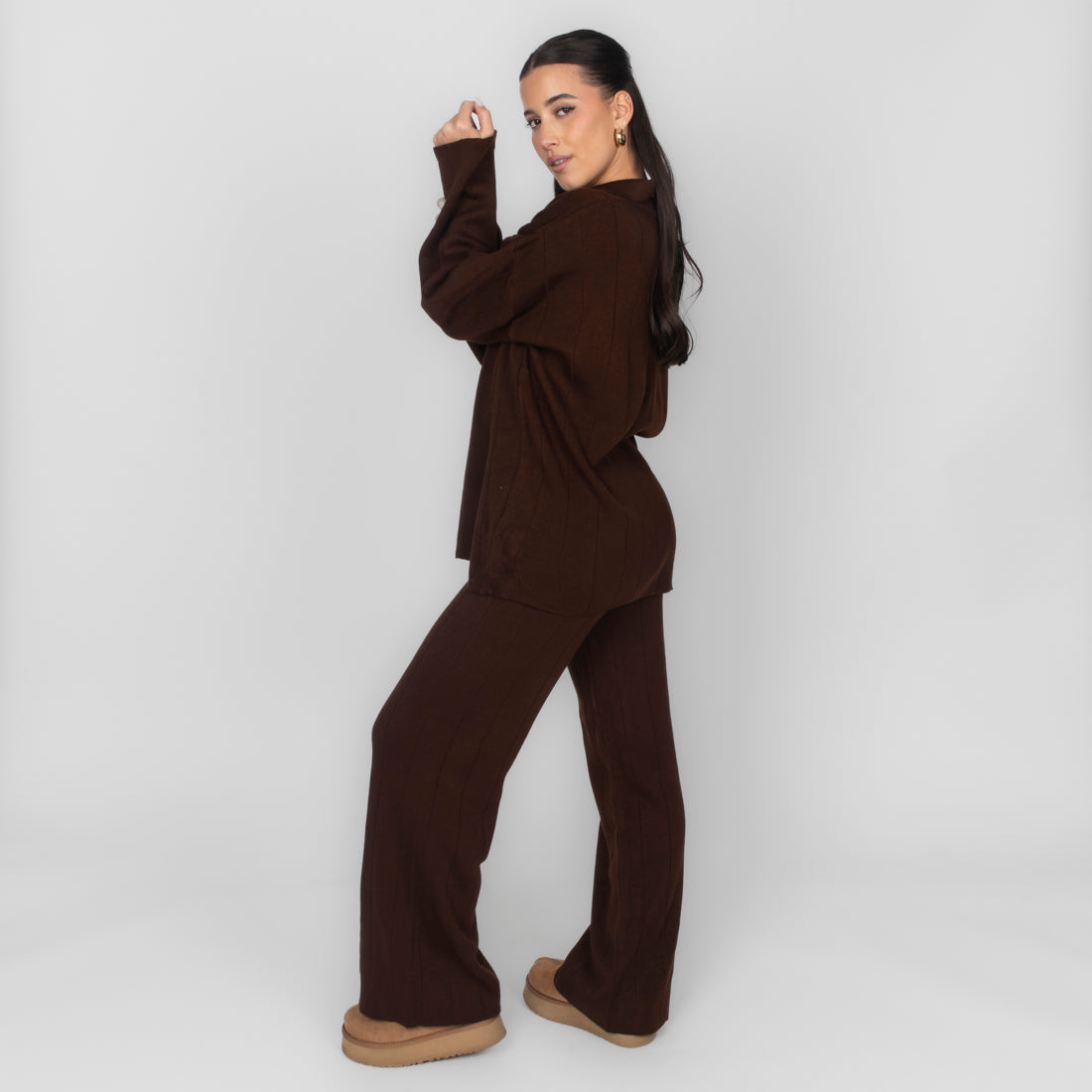 Conjunto de Punto Canalé con Escote en V