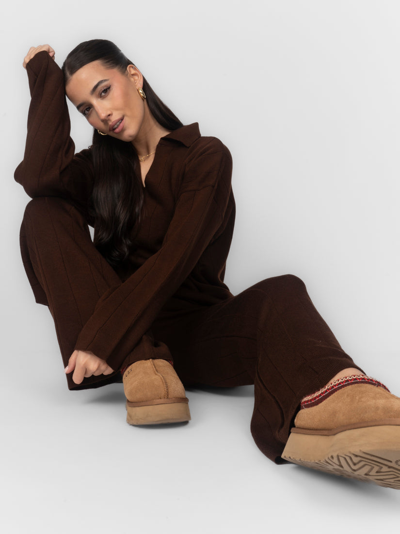 Conjunto de Punto Canalé con Escote en V